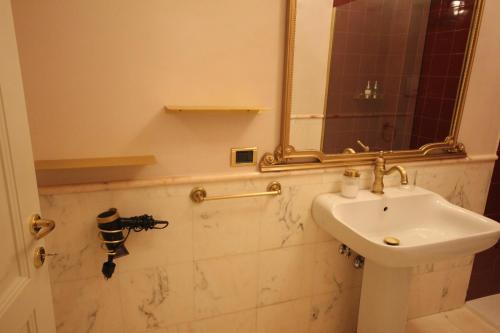 Casa Nina Bologna Centro - image 4
