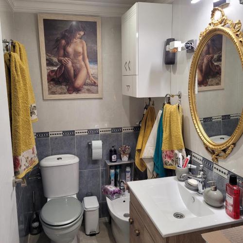 Habitacion en piso compartido con vistas al jardín, Sevilla (foto 9)