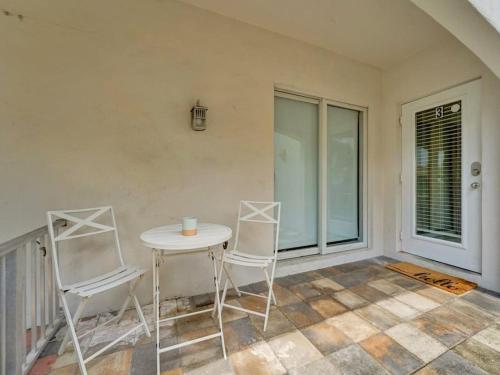 Beach Isles Modern 1BR in Fort Lauderdale with Patio