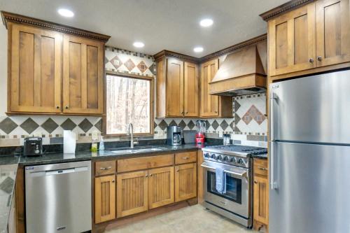 Buckhead Home with On-Site Lake Oconee Access! in 格林斯伯勒