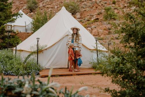 Zion Glamping Adventures - image 11