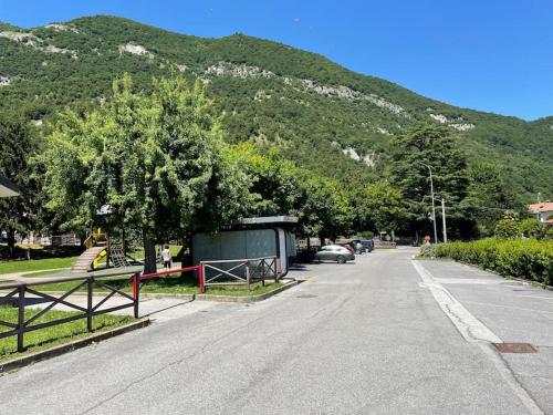 Bellissima vicino al lago di Como Lecco climatizzata barbecue