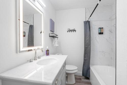 One-Bedroom House image 3