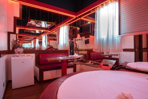 Motel Fantasy 5 – Belo Horizonte, GA