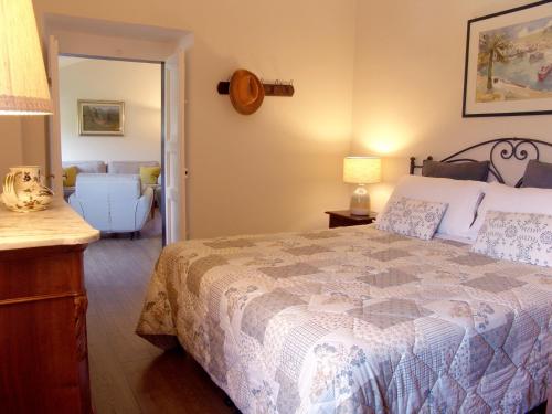 Three-Bedroom Apartment with Private Garden image 10