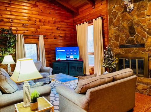 Cozy cabin close to Virginia Tech and Radford University