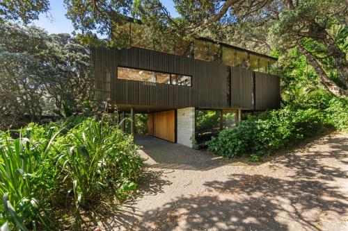 外部景觀, Kawakawa House - Piha Holiday Home in 皮哈