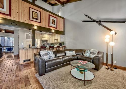 Private beach, Close to ski, Resort Amenities!, South Lake Tahoe (fotografie 9)