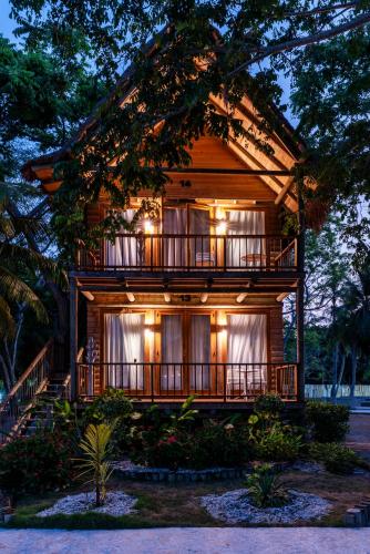 ทัศนียภาพ, Hotel Isla del Encanto in บารู