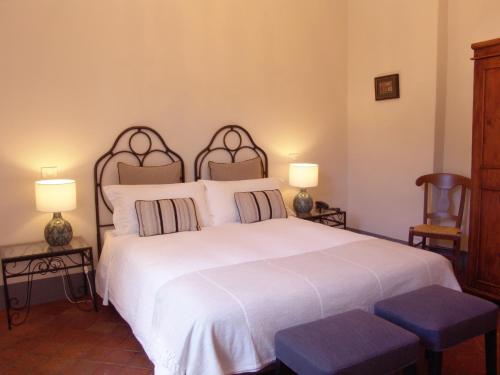 One-Bedroom Apartment with View image 10