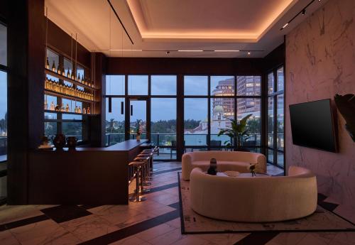 Pub/Lounge, AKA West Palm in West Palm Beach (Florida)