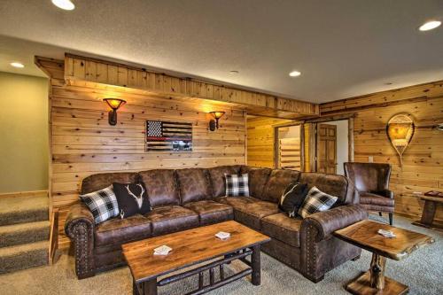 New Hot Tub Fall Oasis with Amazing FawnLake Views in Crosslake (MN)