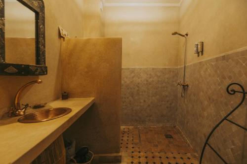 Deluxe Double or Twin Room image 1