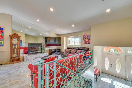 Laptop-Friendly Cathedral City Gem with Fireplace!