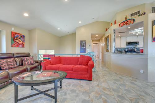 Laptop-Friendly Cathedral City Gem with Fireplace!