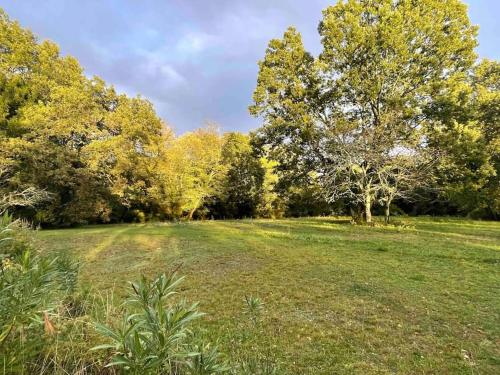 Havre de paix: maison de campagne avec piscine