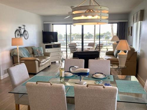 Westbay Point Moorings 214 Home in Holmes Beach, USA
