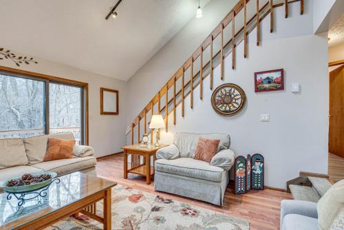 Eco-Friendly Poconos Cabin with EV Charger! in Gouldsboro, USA