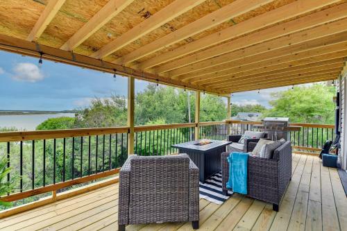 Texas Vacation Rental with Lake Granbury Views!