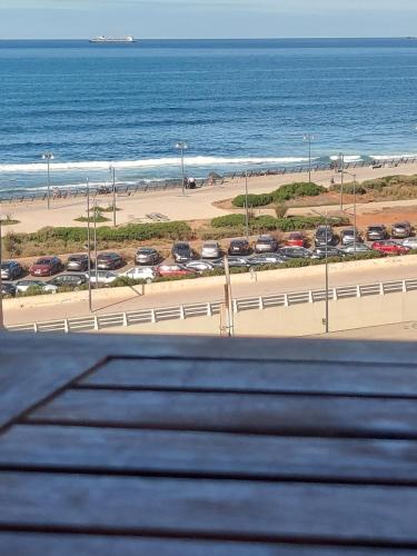 modern apartment opposite to HASSAN2 MOSQUE with side SEA view with sports machines with free underground GARAGE prohibited for unmarried couples of Arab origin space of 85m apartment too QUIET, Casablanca (zdjęcie 7)