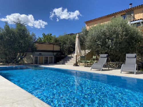 Maison Saint-Saturnin-lès-Apt, 5 pièces, 5 personnes - FR-1-708-61 - Location saisonnière - Saint-Saturnin-lès-Apt