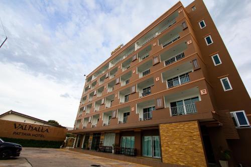 Valhalla Pattaya Hotel - 숙소 외관