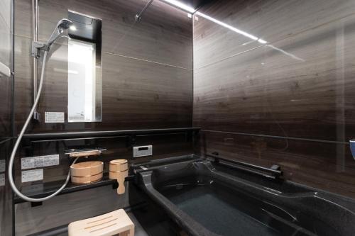 Shower, SMART VILLA Hakone Sukumogawa Riverside in Sukumogawa