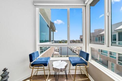 Blue Water Views Penthouse In Marina Del Rey in Los Angeles, USA