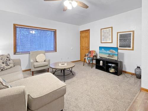 3bed Cozy House In Quiet Neighborhood in Des Moines, USA