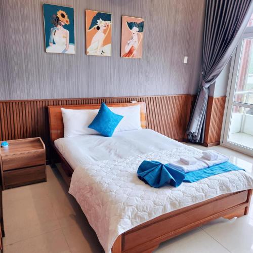 1 queen bed