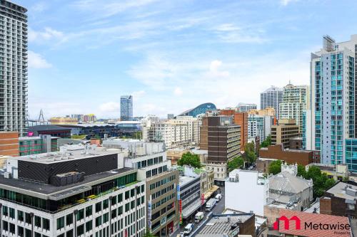 MetaWise Sydney CBD Haymarket Luxe 2Bed Penthouse Bella - image 13