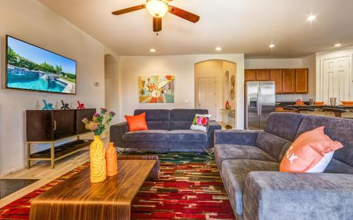 Magnolia by AvantStay Magnificent Coachella Valley Oasis w Pool Spa in Indio, USA