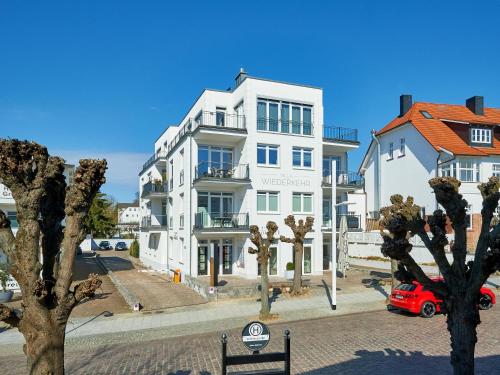 Apartment with Balcony image 3