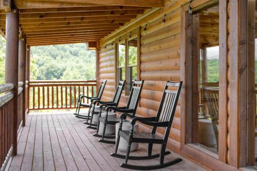 Wilder by AvantStay15min from Pigeon Forge, 22ppl