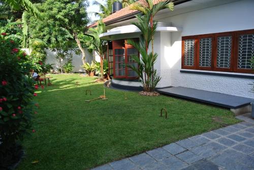 27 Spathodea- Oasis in the City, Kolombo (fotografie 3)