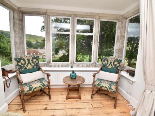 4 Bed in Lulworth Cove DC182