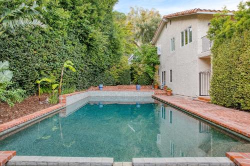 Dume Point by AvantStay Tennis Pool in Malibu