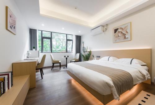 Weisu Service Apartment - Shenzhen Songpingshan Science and Technology Park Store