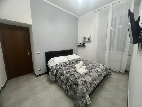 Quadruple Room with Private Bathroom image 2