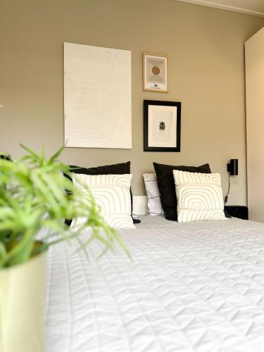 Bed & Breakfast Waterpoort - Airco, Free Parking en Light Breakfast, Sneek