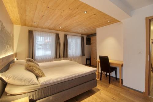 Matterhorngruss Apartments - main image