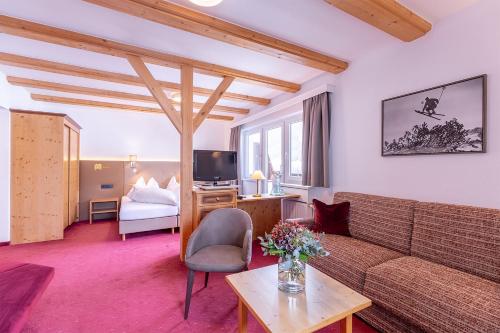 Hotel Sonnenheim - image 13