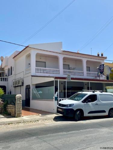 Blife Aerya private rooms - Airport stay — other in 179 Rua Professor Doutor Egas Moniz, Faro Portugal, 8005-277