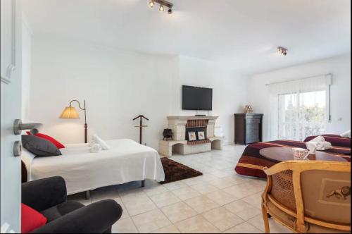 Blife Aerya private rooms - Airport stay in Montenegro