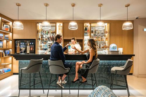 513503553 Hôtel Apollinaire Nice