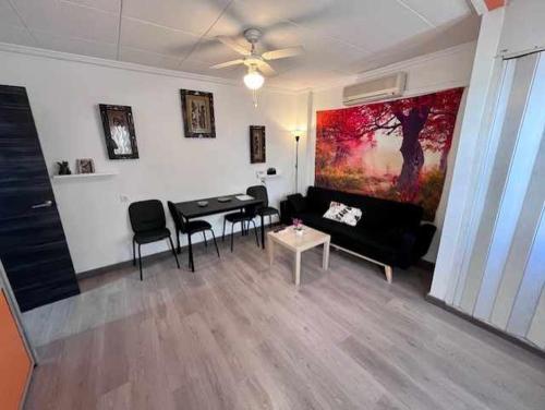 Loft interior y tranquilo Petrer B in Petrer