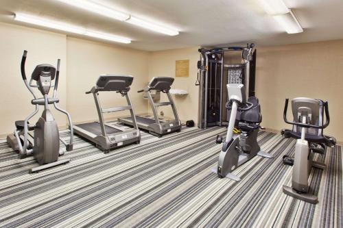 Fitneszközpont, Sonesta Simply Suites Cleveland North Olmsted Airport in North Olmsted
