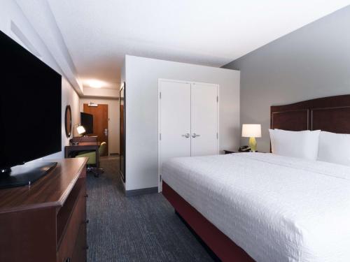 Hampton Inn Deerfield Beach - image 12