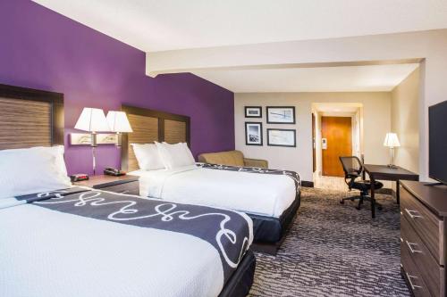 La Quinta Inn & Suites by Wyndham Clearwater South