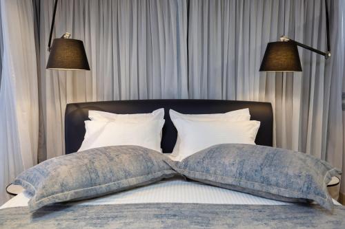 Sweet Home Hotel - image 6
